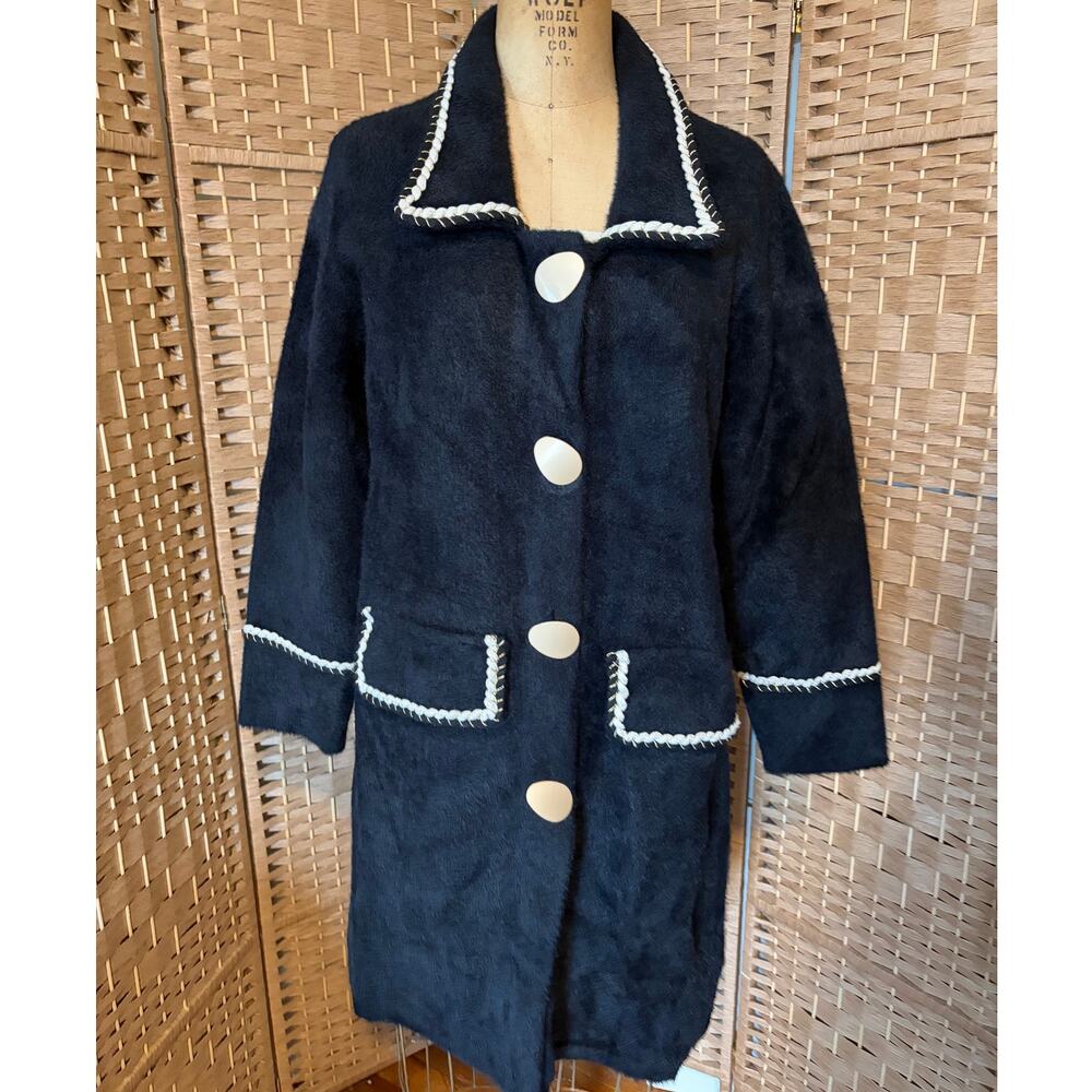 Talia New York NWT Coat, Black/White, Size LG